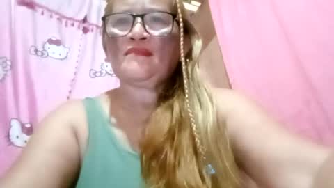 prettyrose01 online show from August 7, 7:19 am