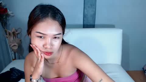 layca online show from August 12, 10:28 am