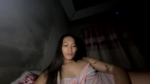Pretty online show from July 18, 7:48 pm