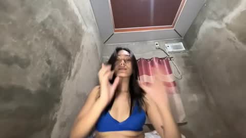 Pretty online show from August 7, 8:36 am