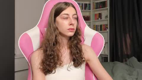 Sophie online show from July 31, 6:08 am