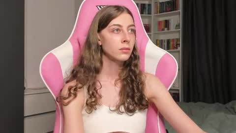Sophie online show from July 31, 4:13 pm