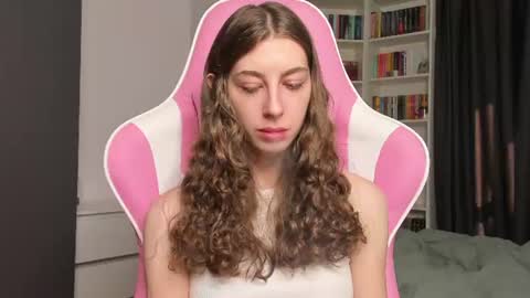 Sophie online show from August 3, 6:20 am