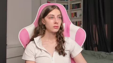 Sophie online show from August 8, 6:02 am