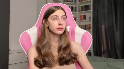 Sophie online show from August 9, 6:14 am