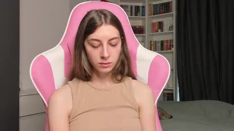 Sophie online show from August 10, 8:16 am