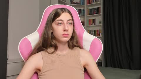 Sophie online show from August 11, 7:21 am