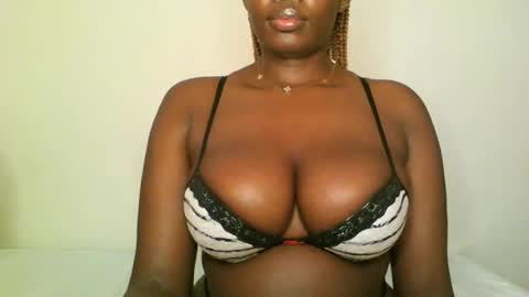 prettyvishy online show from July 24, 12:08 pm