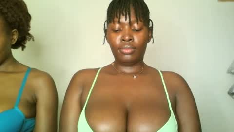 prettyvishy online show from August 13, 5:21 am