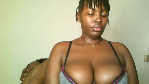 prettyvishy online show from August 17, 3:33 am