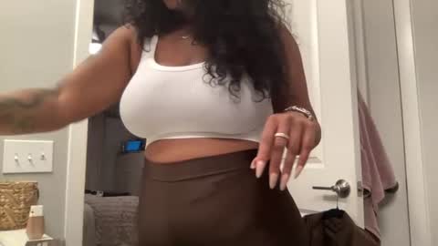 Discrete Pussy online show from August 6, 2:43 am