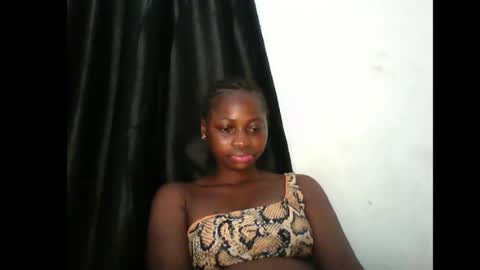 prettyxxpac online show from August 7, 11:38 pm