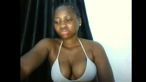 prettyxxpac online show from August 8, 10:21 pm