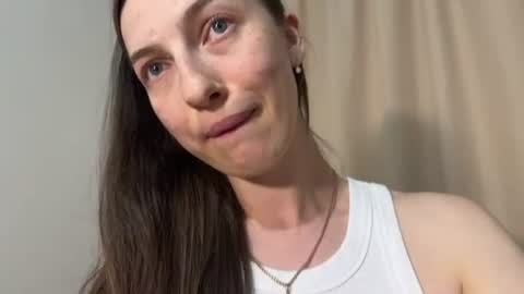 prettyyy_angel online show from August 13, 7:39 pm