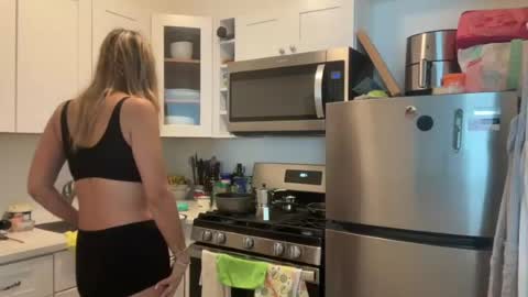 prettyyykittyyy22 online show from July 19, 2:30 pm