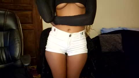 priceless_sexy online show from August 11, 3:52 am