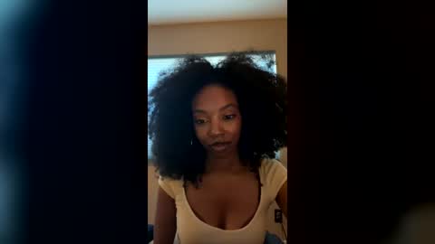 primrose22 online show from August 2, 12:50 am