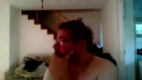 chris online show from August 16, 6:28 am