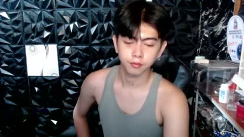 princecalix online show from June 19, 3:34 pm