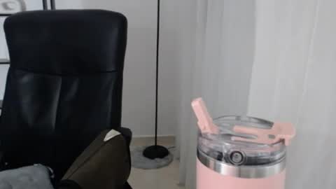 valery dollx online show from August 12, 2:03 am