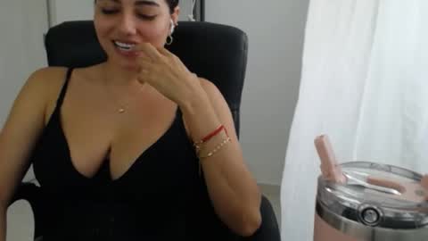 valery dollx online show from August 13, 10:02 pm
