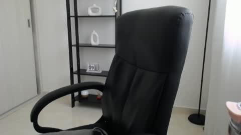 valery dollx online show from August 14, 6:44 pm