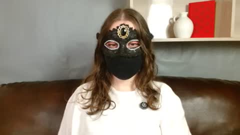 Princess Nora online show from August 2, 9:55 pm