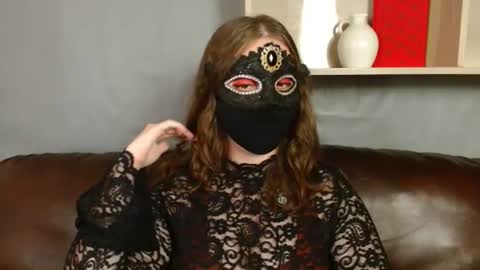 Princess Nora online show from August 9, 11:50 pm