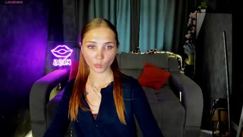 Lily online show from August 7, 6:46 am