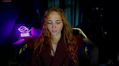 Lily online show from August 9, 4:24 am