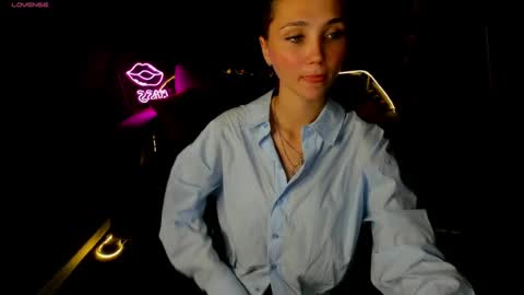 Lily online show from August 13, 6:16 am
