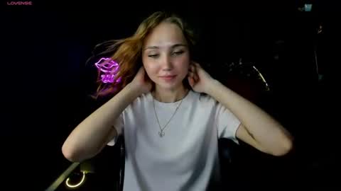 Lily online show from August 14, 3:21 am