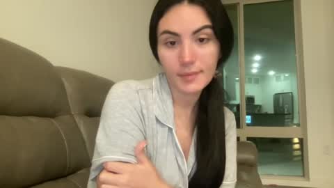 princessaleahxo online show from August 16, 6:50 am