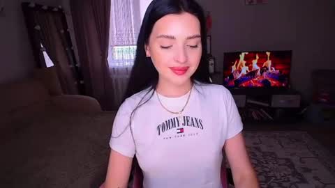 princessamira1 online show from July 26, 5:23 am