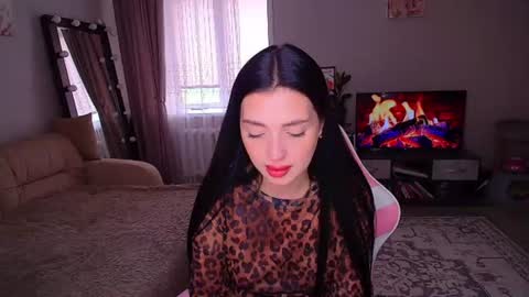 princessamira1 online show from July 28, 7:25 am