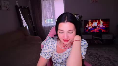 princessamira1 online show from July 30, 9:38 am
