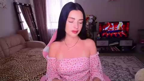 princessamira1 online show from August 7, 5:40 am