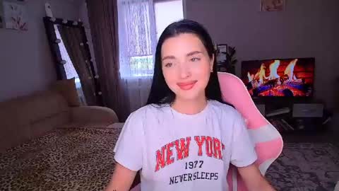 princessamira1 online show from August 8, 8:58 am