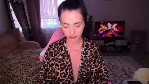 princessamira1 online show from August 9, 8:48 am