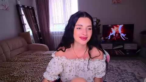 princessamira1 online show from August 10, 7:32 am