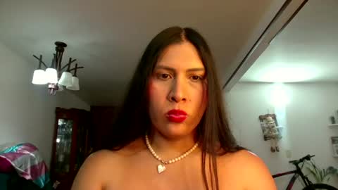 princessdaisy001 online show from July 2, 2:12 am