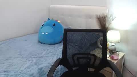 Jessy online show from April 13, 2:20 pm