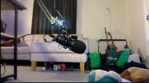 princesskittyestelle online show from April 1, 9:01 pm