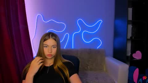 nicol online show from August 13, 1:58 pm