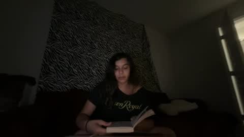 princessspriscillaa online show from August 12, 5:43 am
