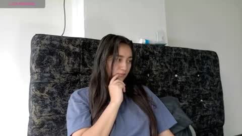 princessvall online show from August 6, 3:33 pm