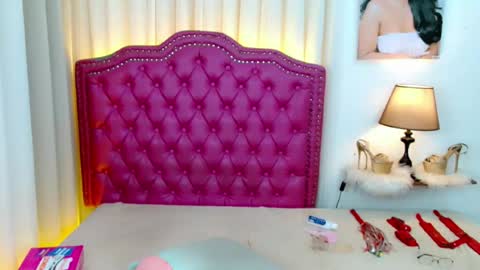 princessyanzy1 online show from August 13, 9:01 am