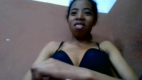 prisca880319 online show from August 7, 7:25 pm