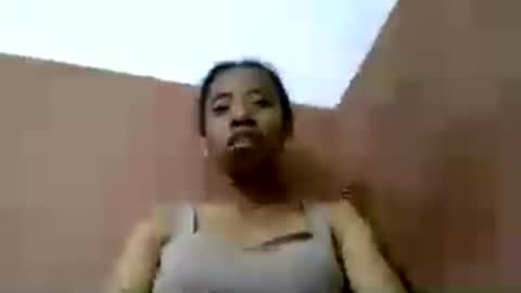 prisca880319 online show from August 12, 10:17 am