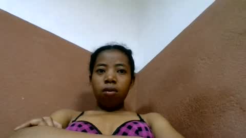 prisca880319 online show from August 13, 3:09 am